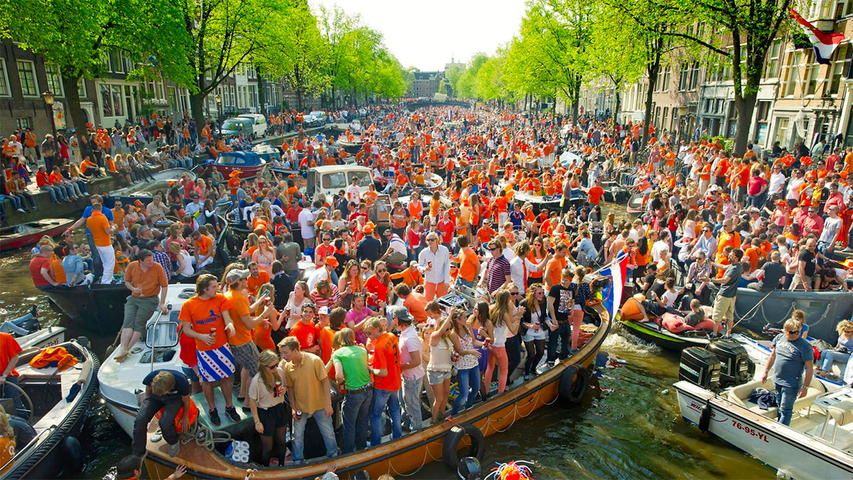 Kingsday in Amsterdam featured image