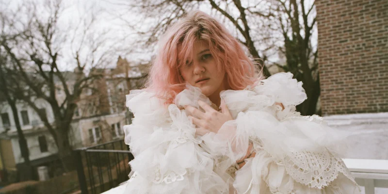 Grace Ives - Girlfriend Tour