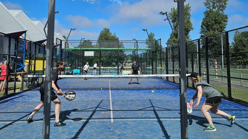 Queer & Friends Padel Event