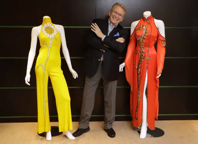 A Legacy in Sequins: Bob Mackie, Designer for Cher and Diana Ross, Dies at 87
