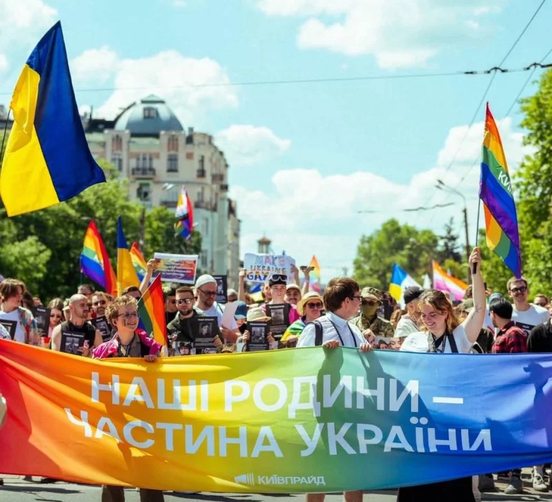 Kyiv Pride Draws 5,000 in Largest March Since Invasion, Demanding Legal Rights