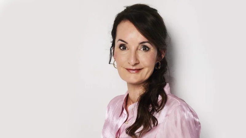 Psychiatrist Esther van Fenema Urges Nuance in Youth Gender Care