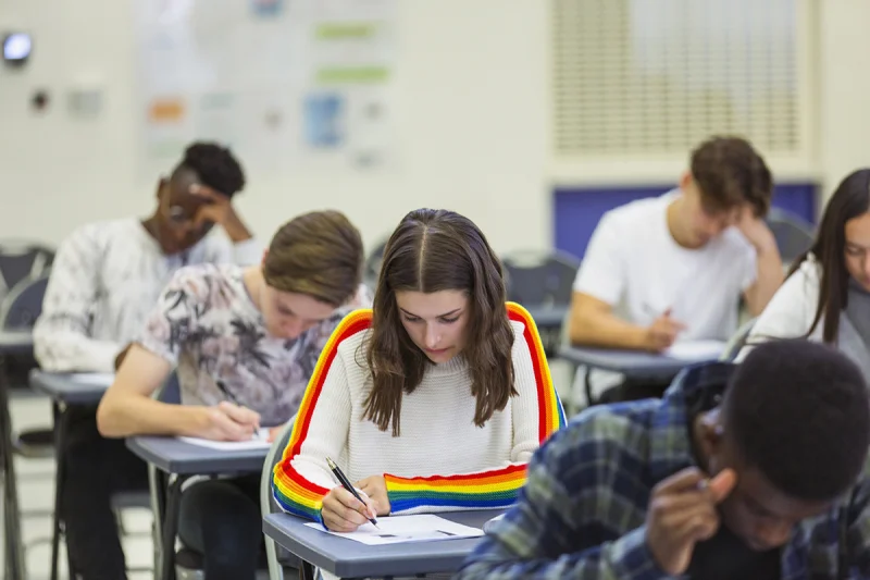 US Survey Shows Fewer Younger Teens Identifying as Lesbian, Gay, or Bisexual