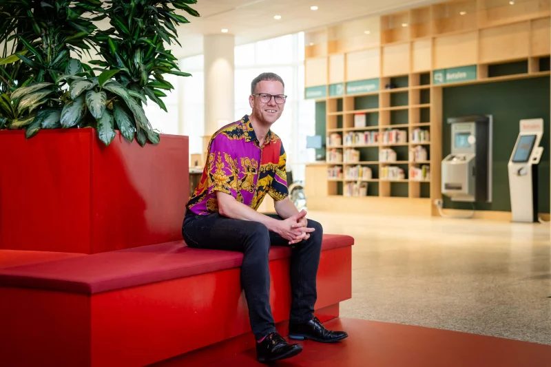 Queer Boekenclub: Confessions of a Mask